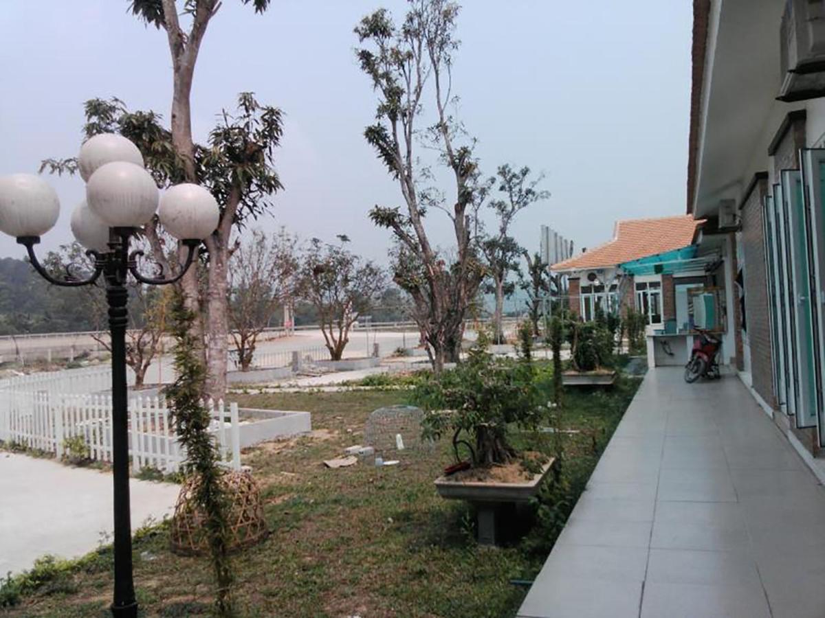 Semec Hotel Nghi Son Tinh Gia Esterno foto